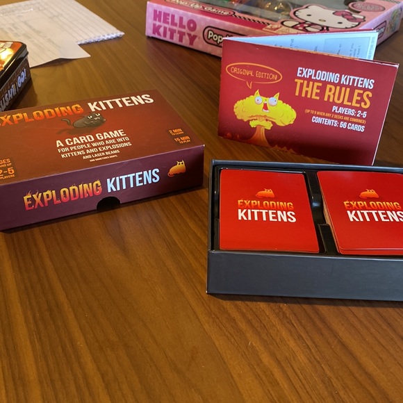 Exploding kittens game - Picture 2 of 2